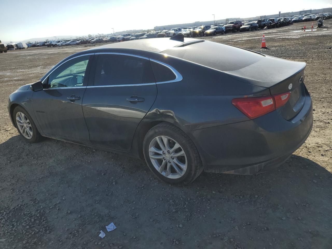 2017 CHEVROLET MALIBU LT - Image 2