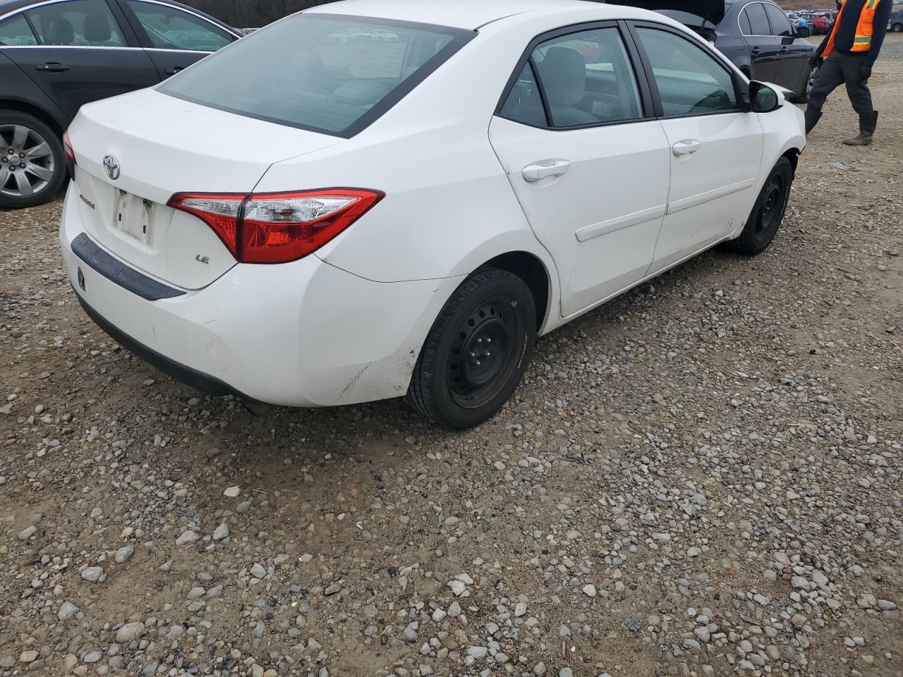 2015 TOYOTA COROLLA L - Image 3