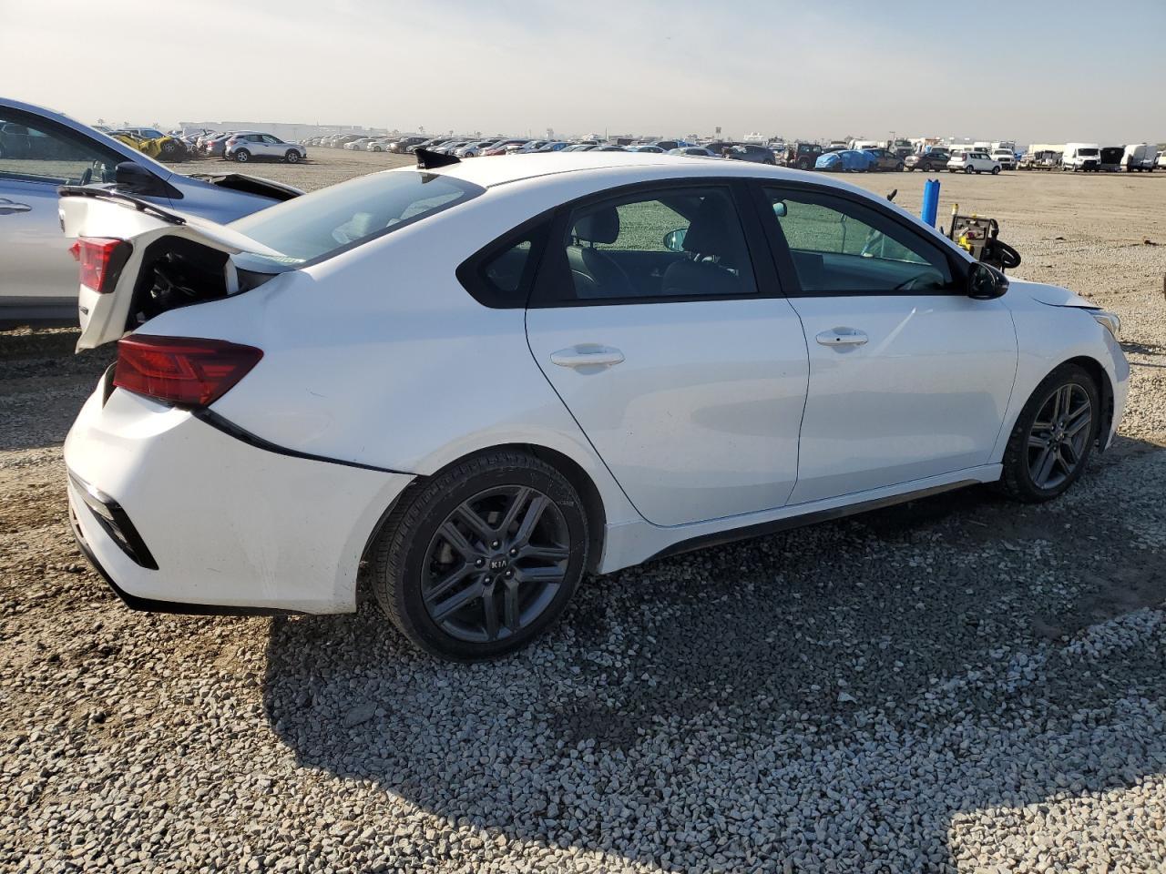 2021 KIA FORTE GT L - Фото 3