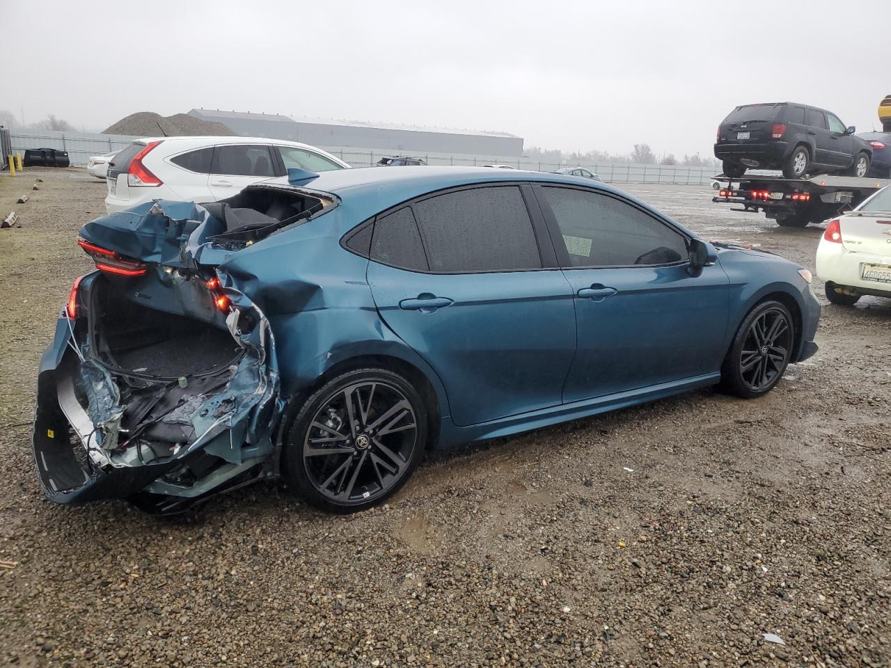 2025 TOYOTA CAMRY XSE - Фото 3
