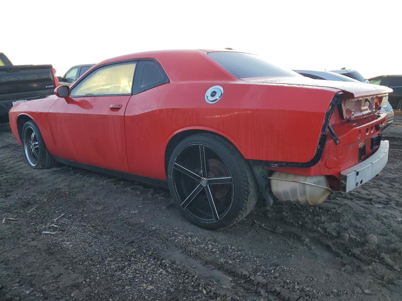 2015 DODGE CHALLENGER - Фото 2