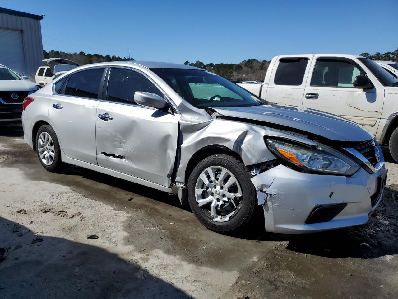 2017 NISSAN ALTIMA 2.5 - Фото 4