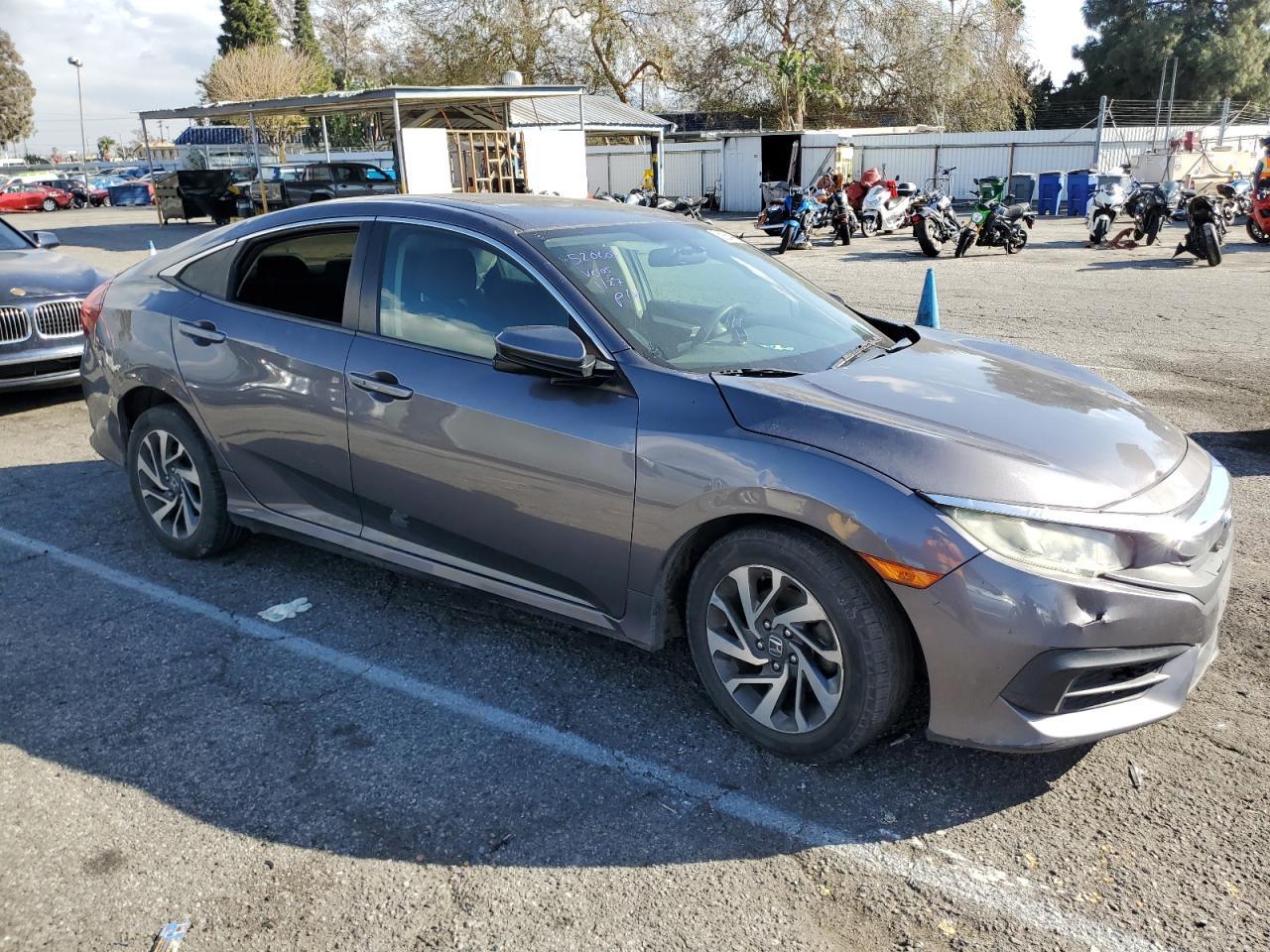 2016 HONDA CIVIC EX - Image 4