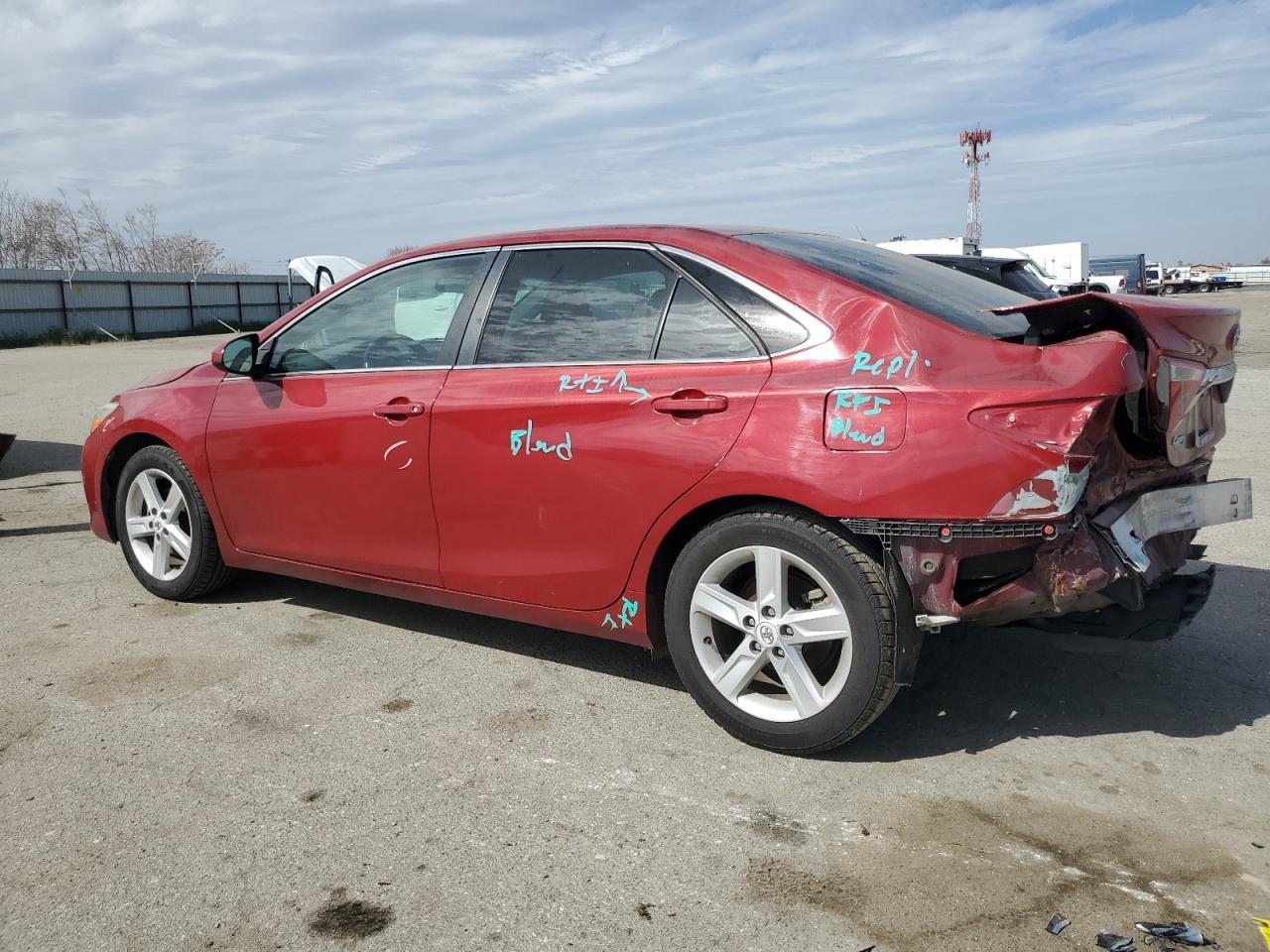 2017 TOYOTA CAMRY LE - Image 2