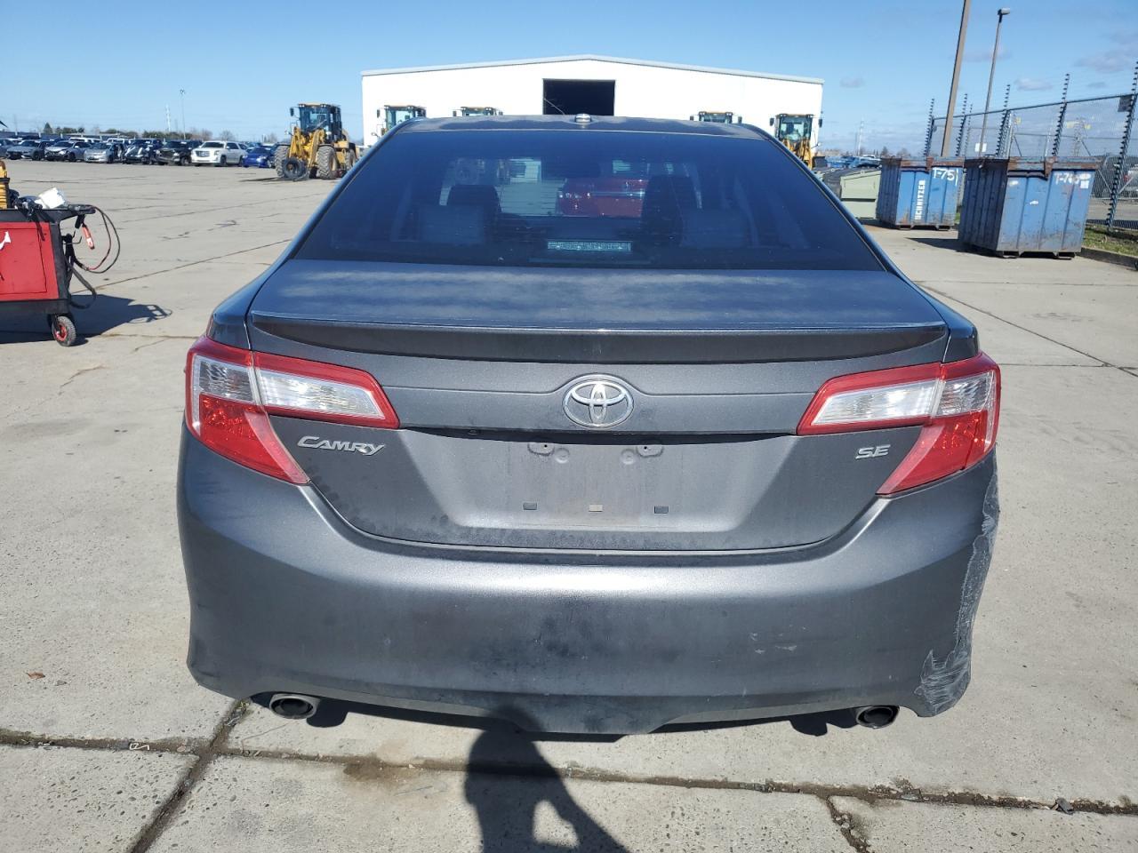 2012 TOYOTA CAMRY SE - Image 6