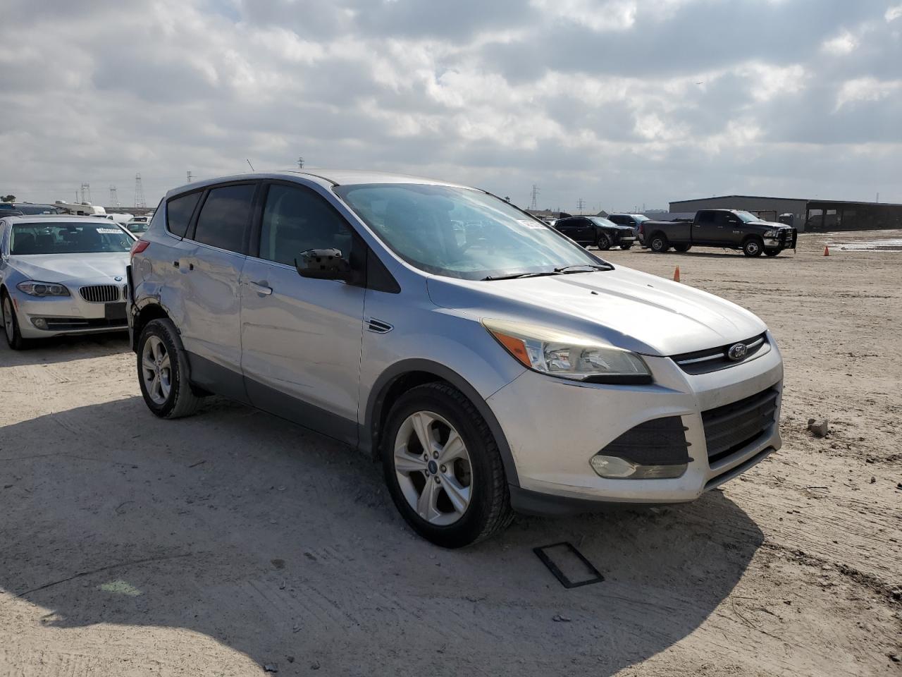 2014 FORD ESCAPE SE - Image 4