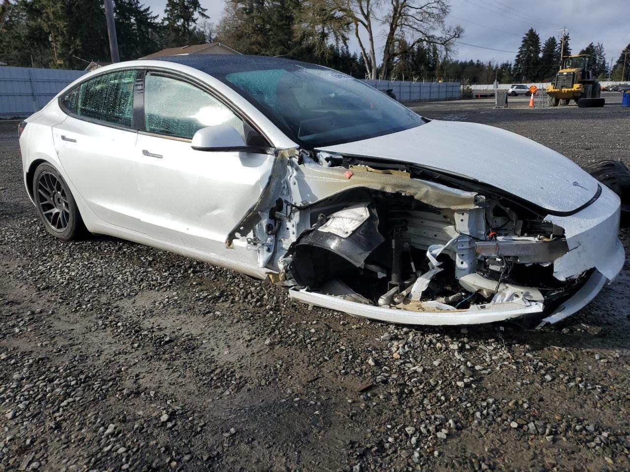 2024 TESLA MODEL 3 - Image 4