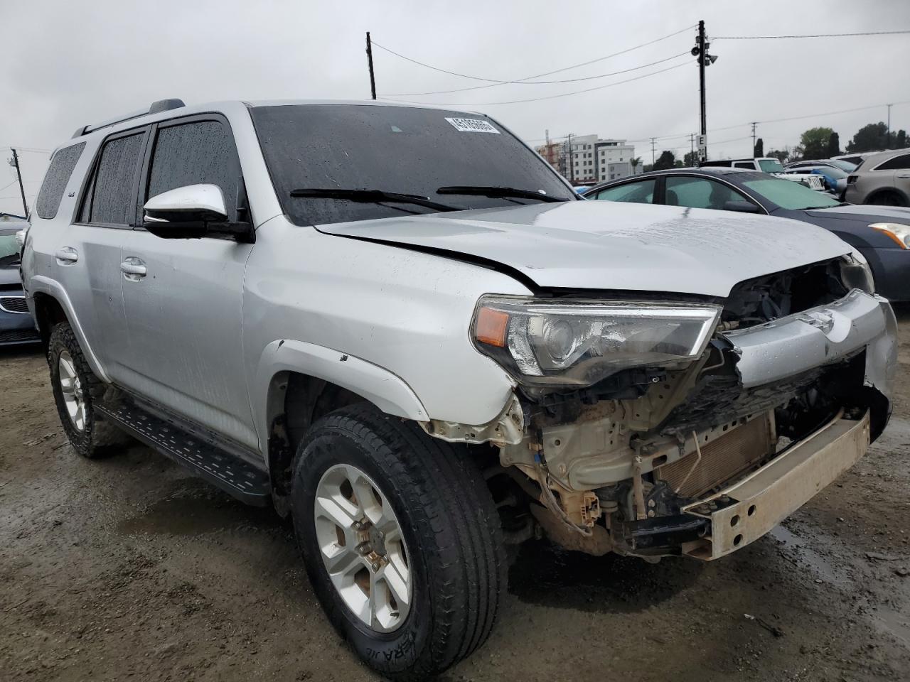 2022 TOYOTA 4RUNNER SR - Фото 4
