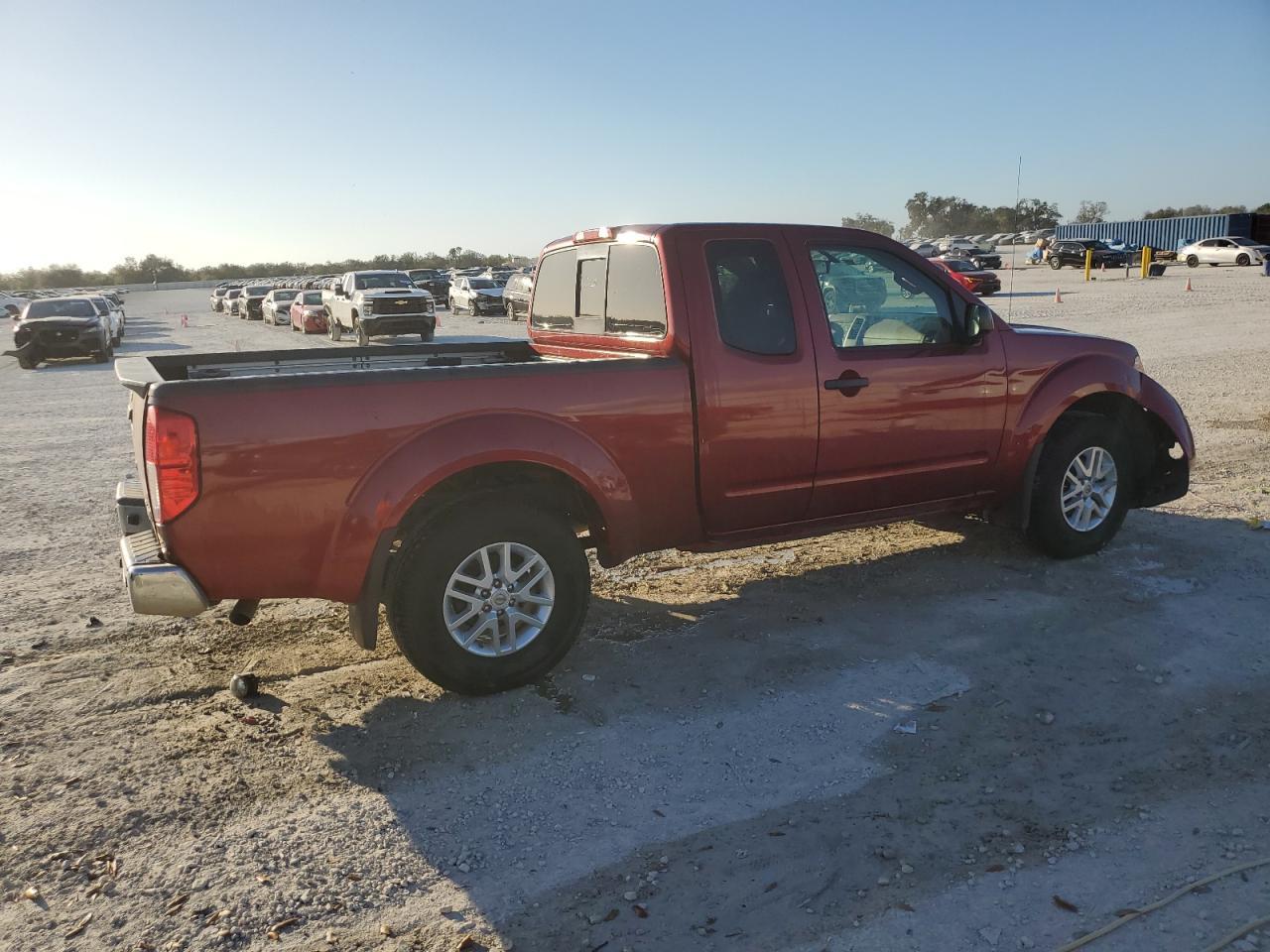 2019 NISSAN FRONTIER S - Фото 3