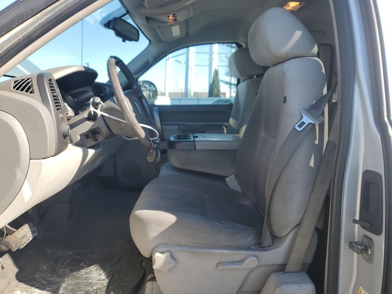 2012 CHEVROLET SILVERADO - Фото 7