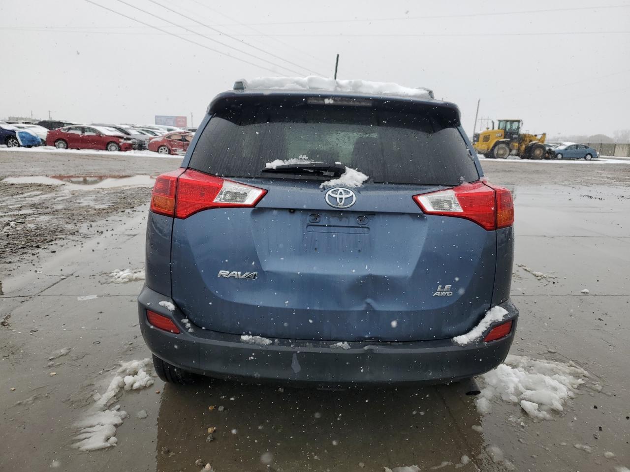 2014 TOYOTA RAV4 LE - Фото 6