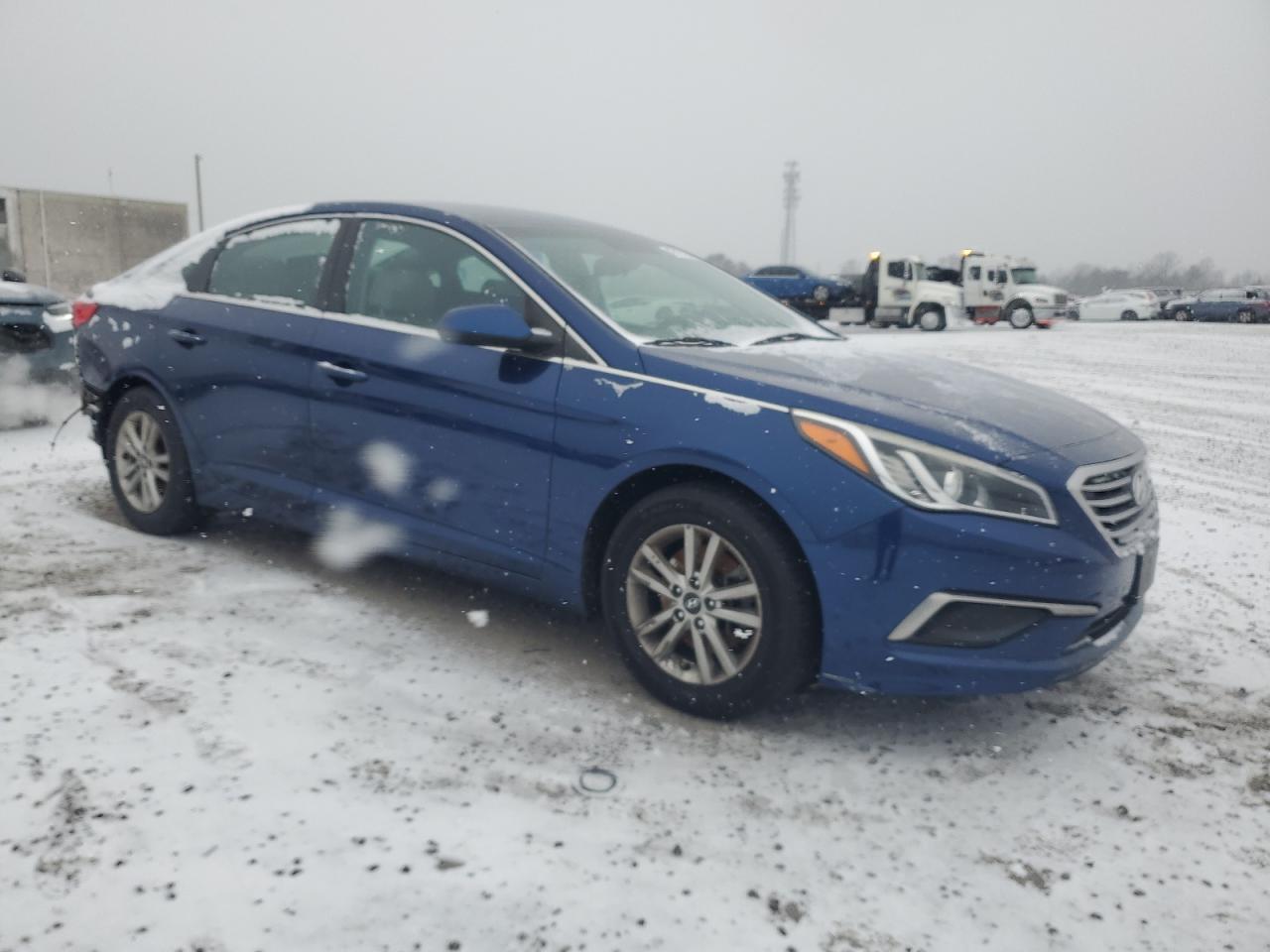 2017 HYUNDAI SONATA SE - Фото 4