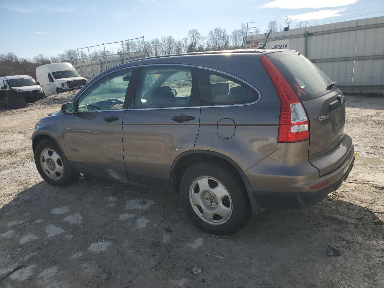 2011 HONDA CR-V LX - Image 2