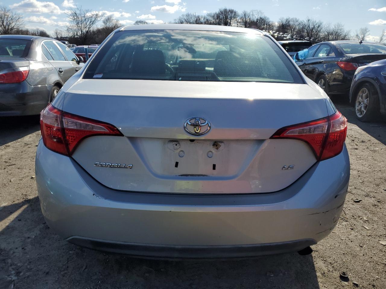 2018 TOYOTA COROLLA L - Image 6