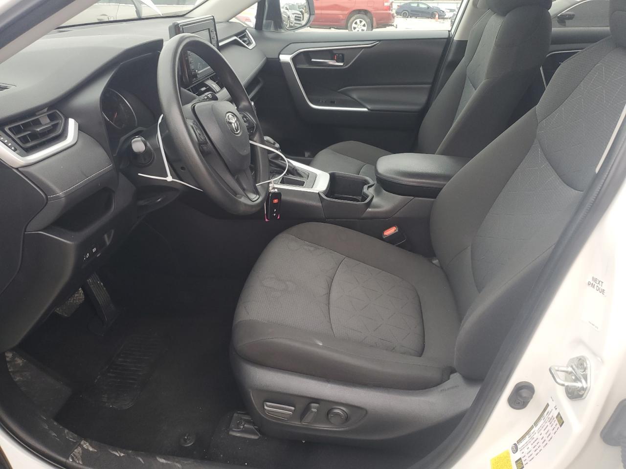 2022 TOYOTA RAV4 XLE - Image 7