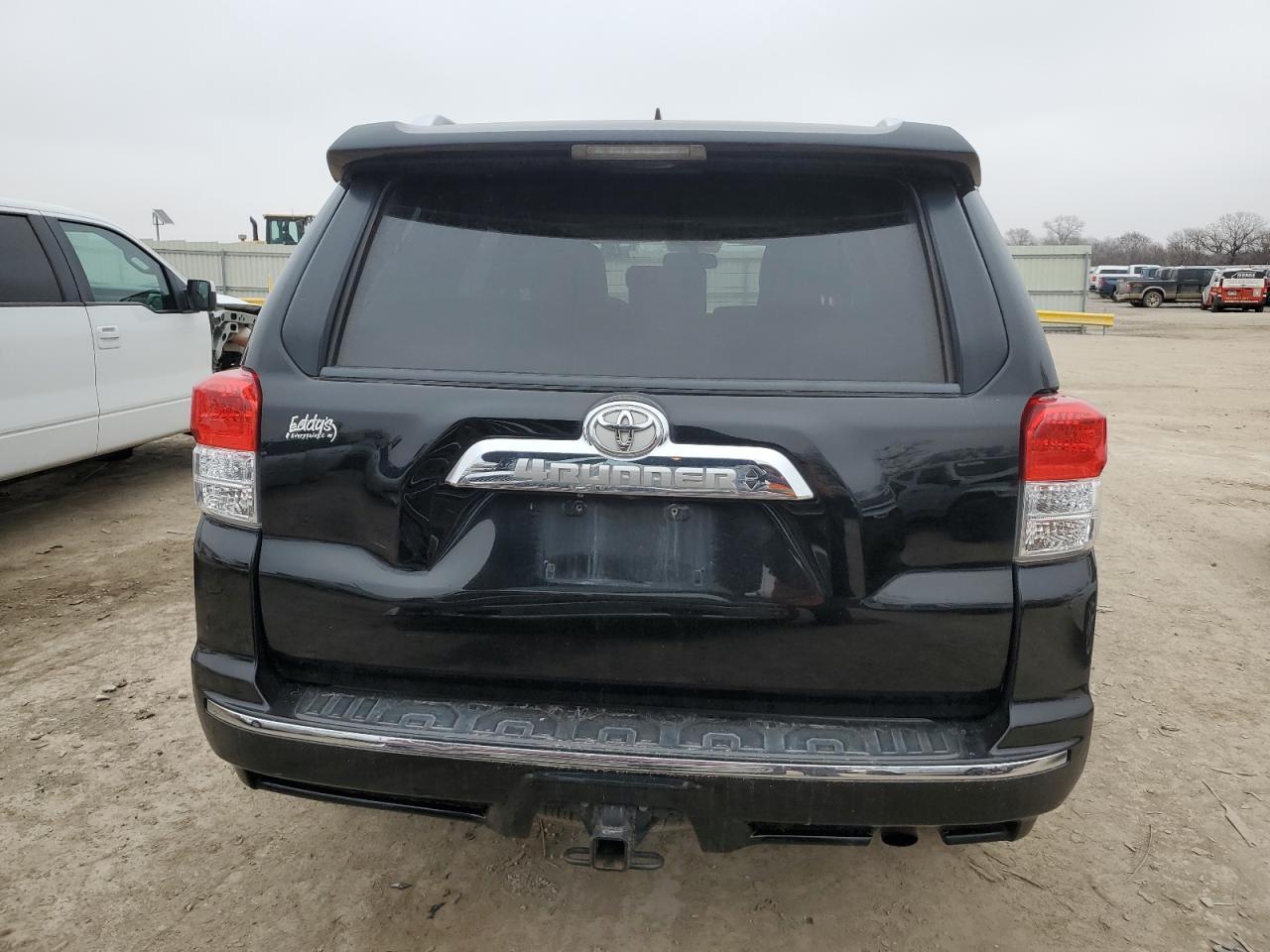 2011 TOYOTA 4RUNNER SR - Image 6