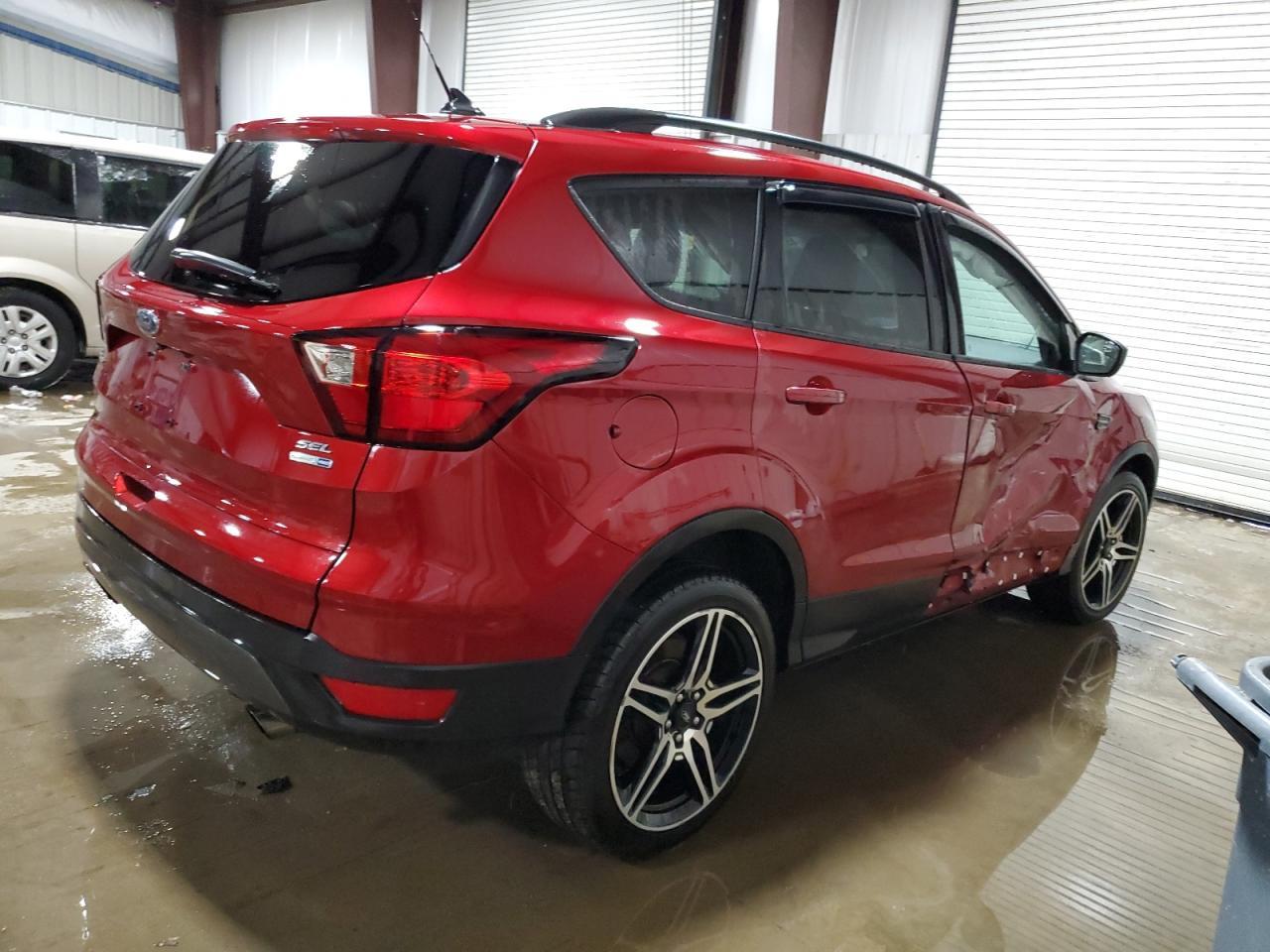 2019 FORD ESCAPE SEL - Фото 3