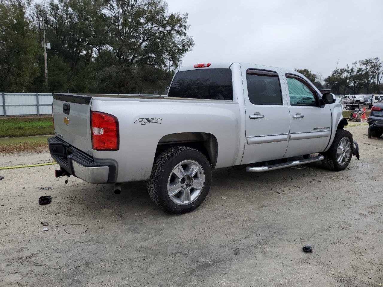 2012 CHEVROLET SILVERADO - Фото 3