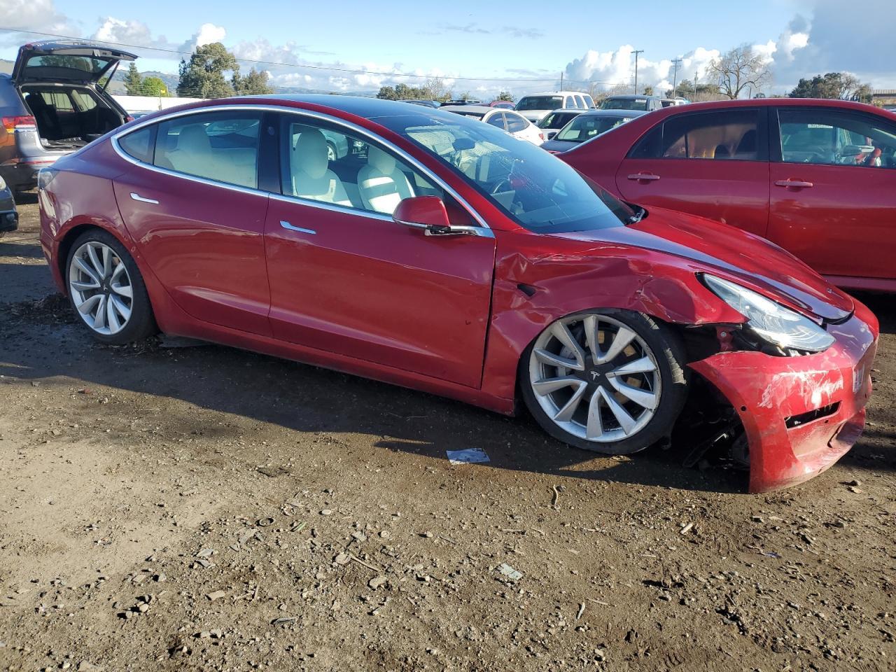 2019 TESLA MODEL 3 - Фото 4