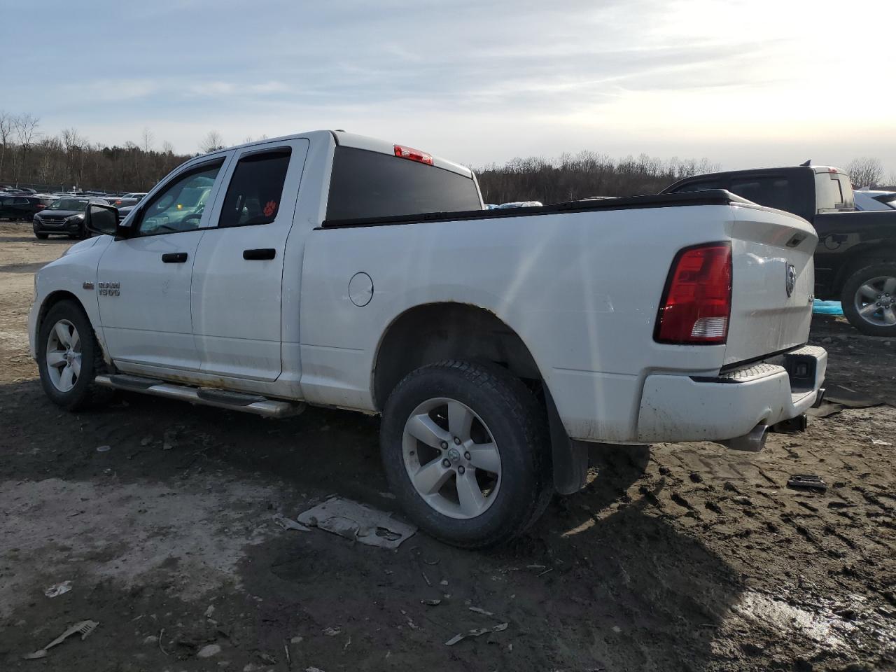 2014 RAM 1500 ST - Фото 2