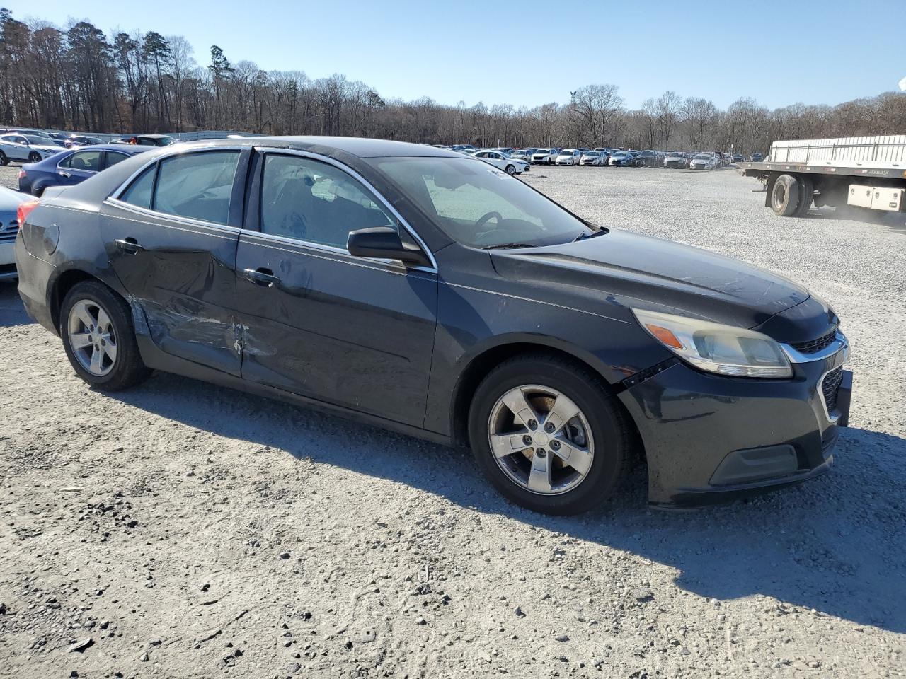 2015 CHEVROLET MALIBU LS - Image 4