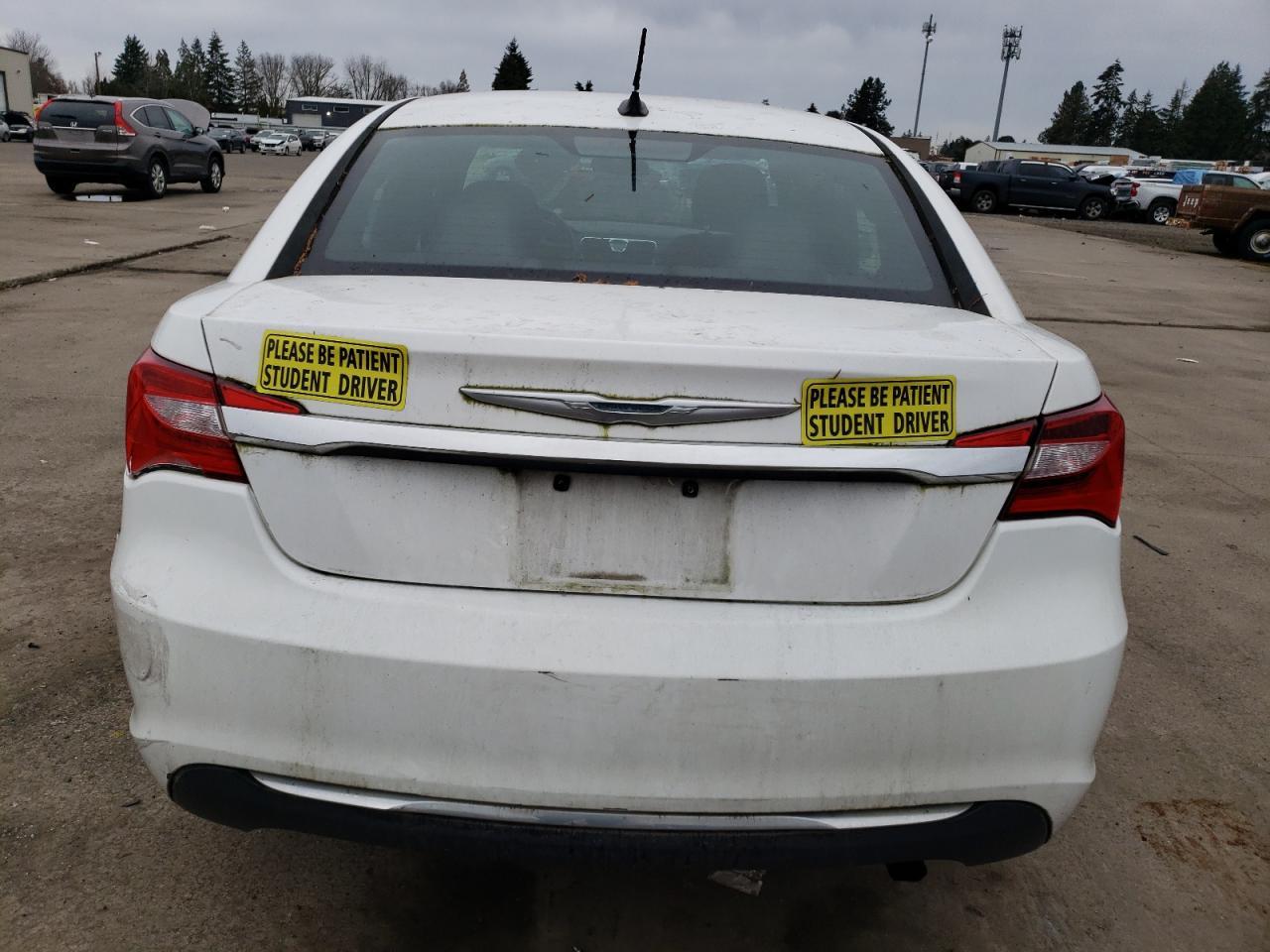 2013 CHRYSLER 200 LX - Image 6