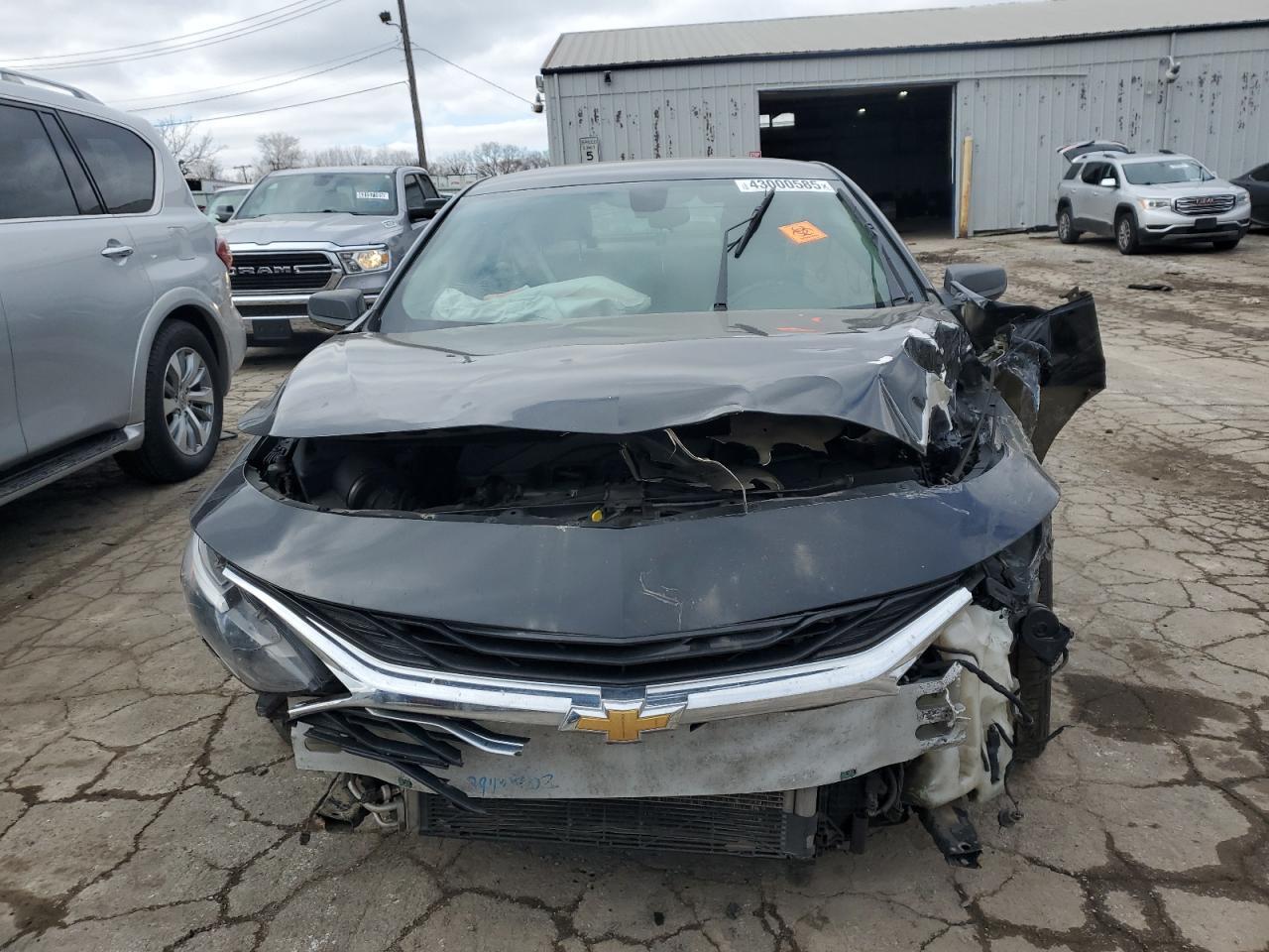 2019 CHEVROLET MALIBU LS - Фото 5