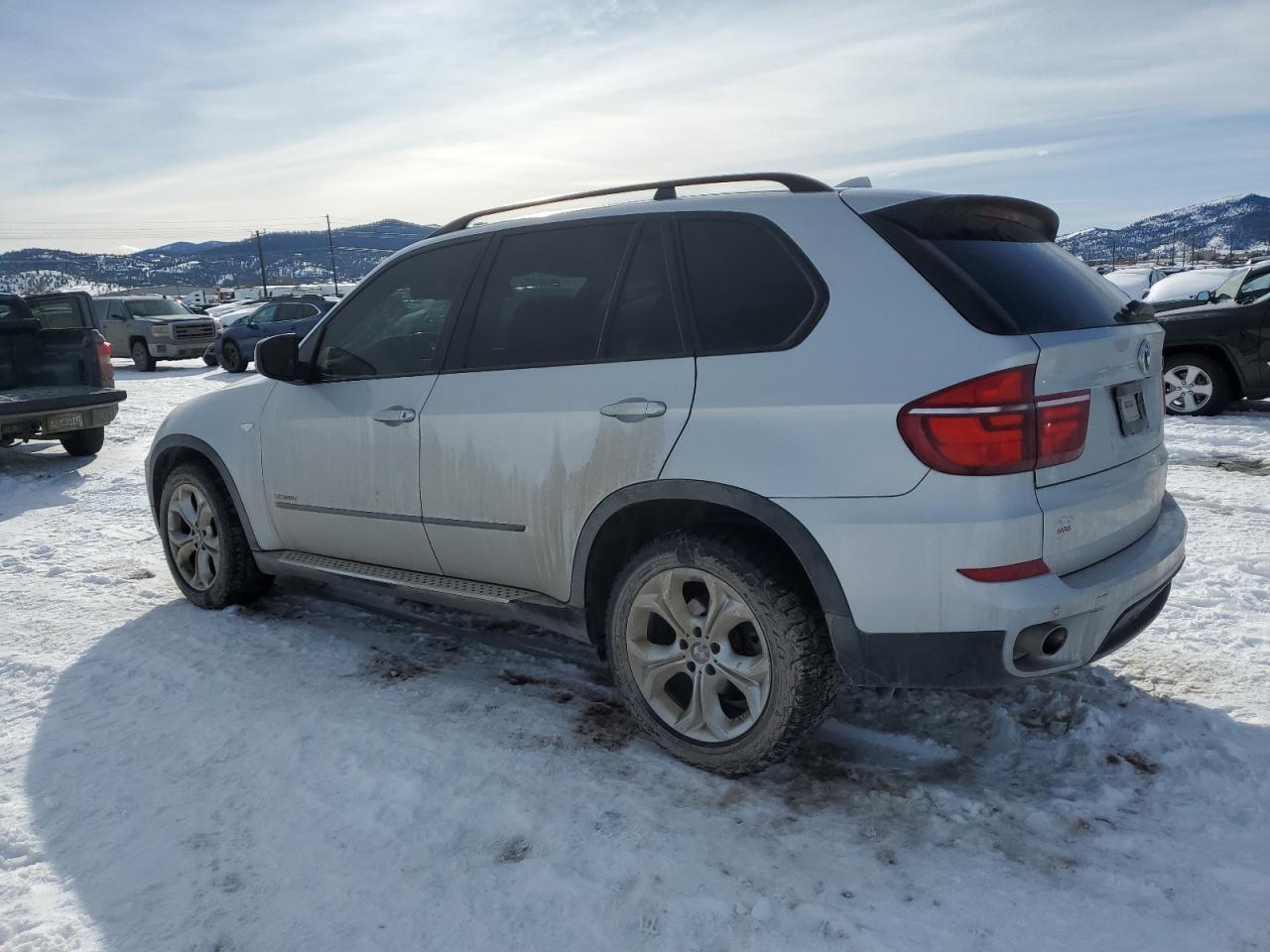 2013 BMW X5 XDRIVE3 - Image 2