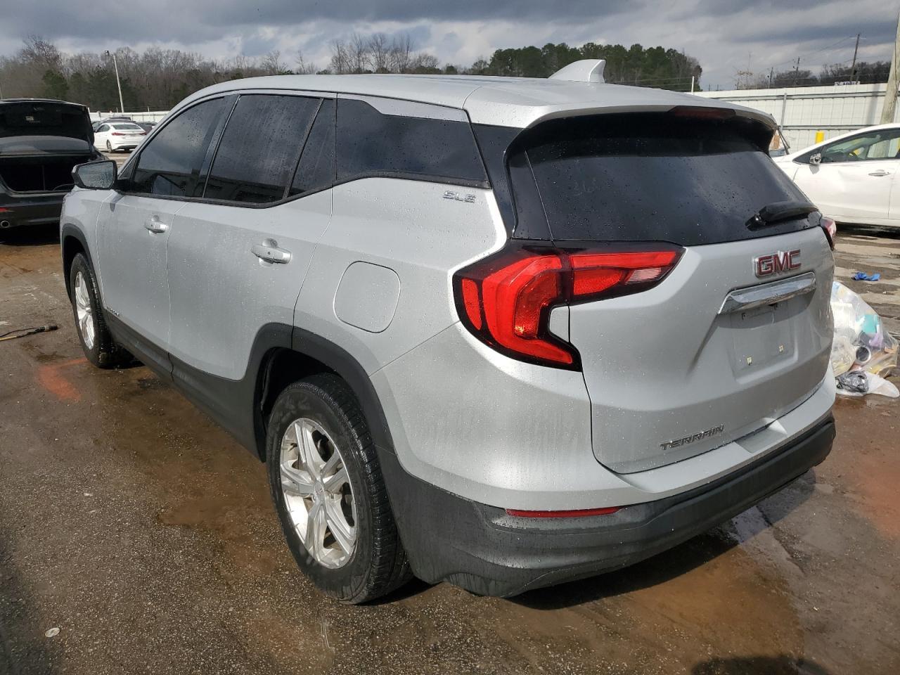 2018 GMC TERRAIN SL - Image 2
