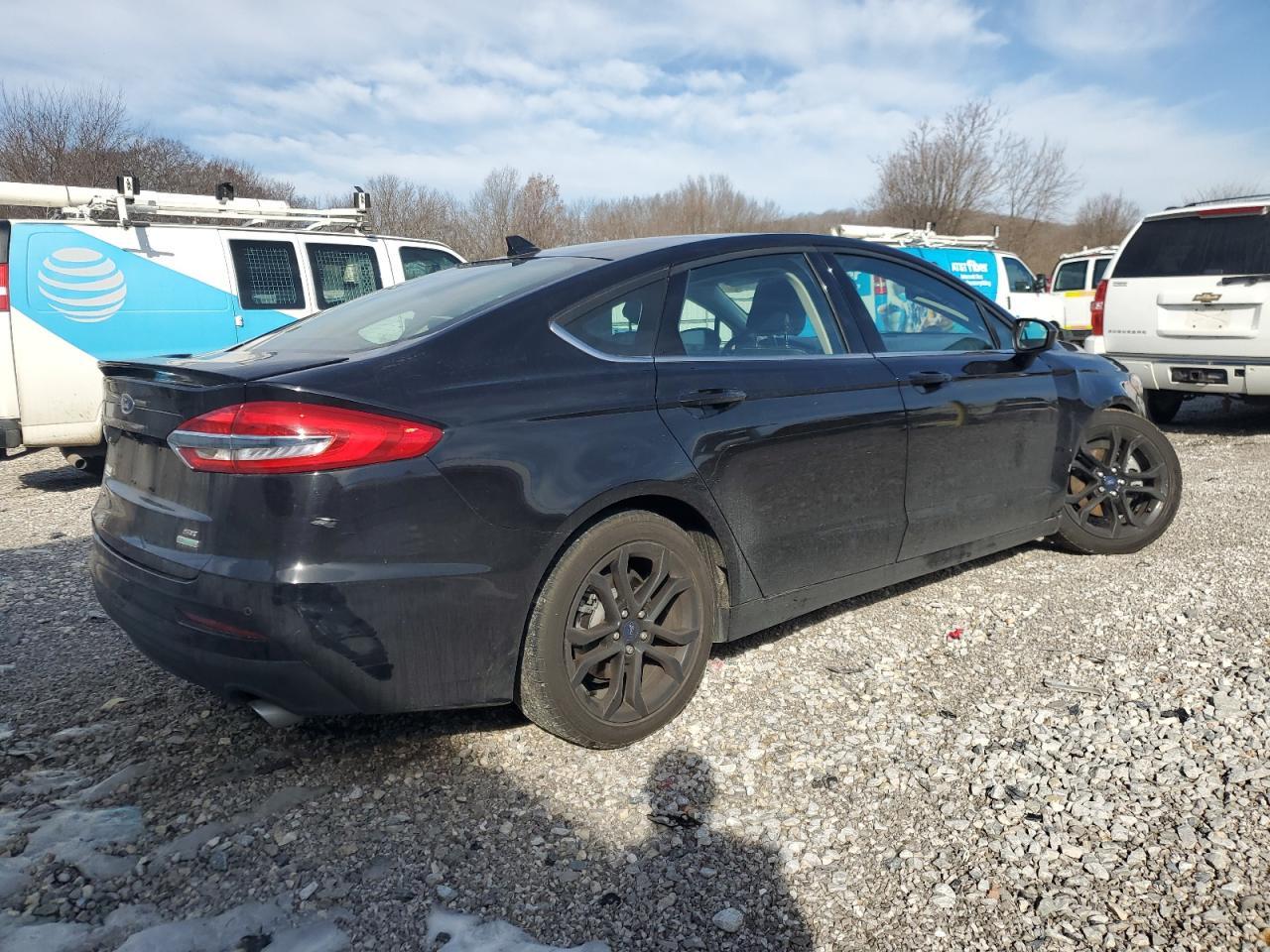 2020 FORD FUSION SE - Image 3