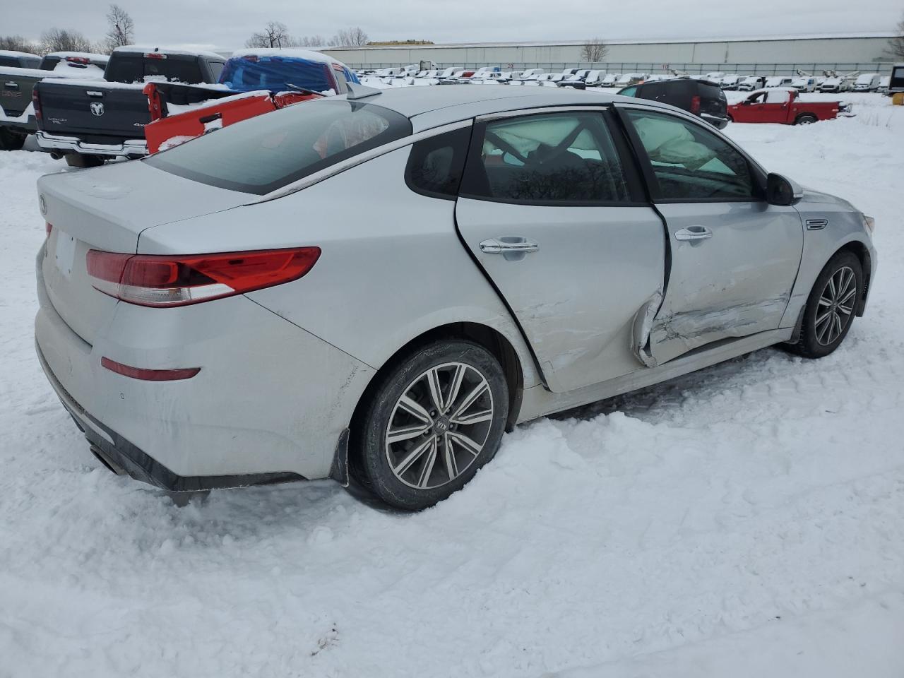 2019 KIA OPTIMA LX - Фото 3