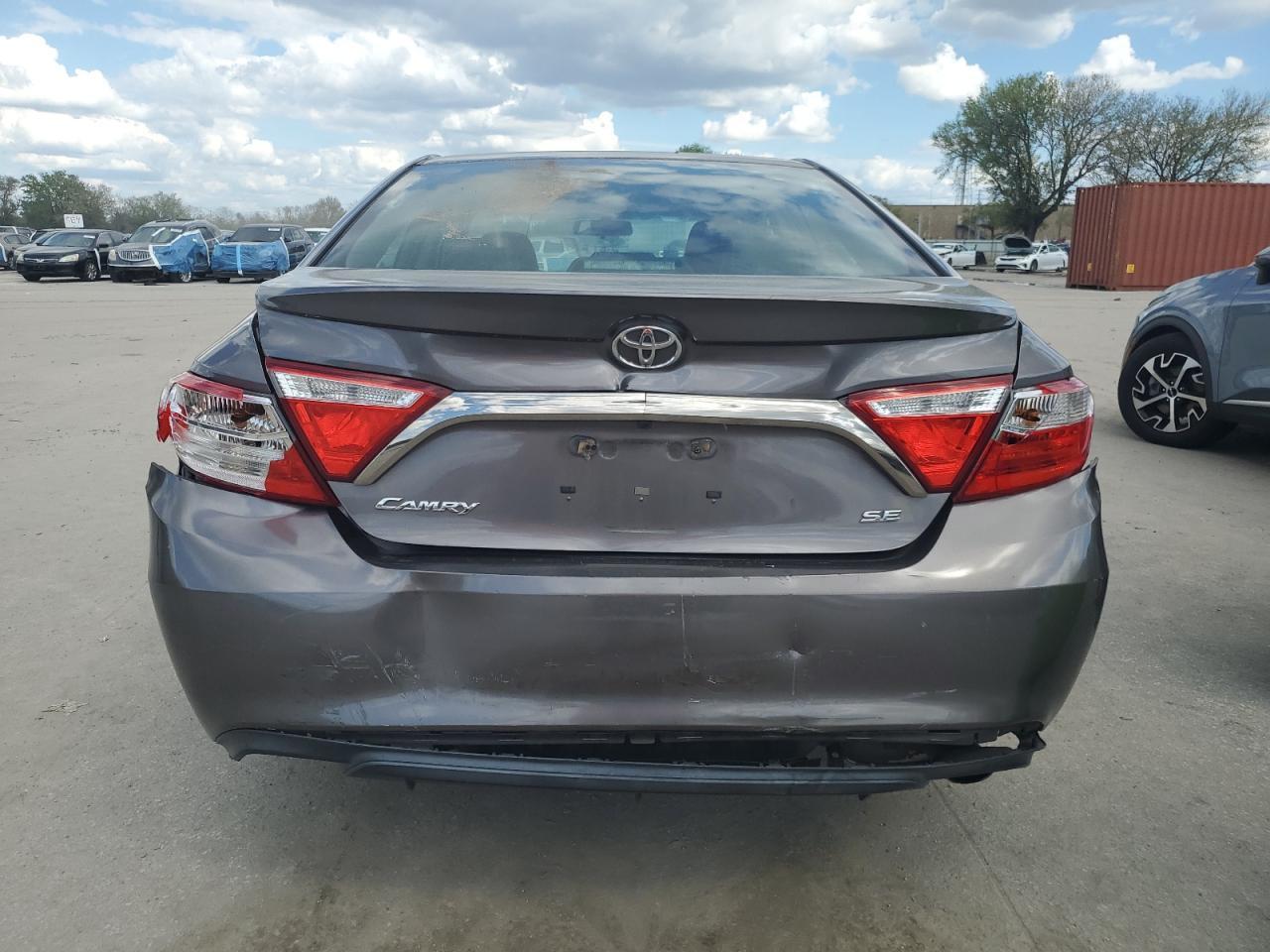 2015 TOYOTA CAMRY LE - Image 6