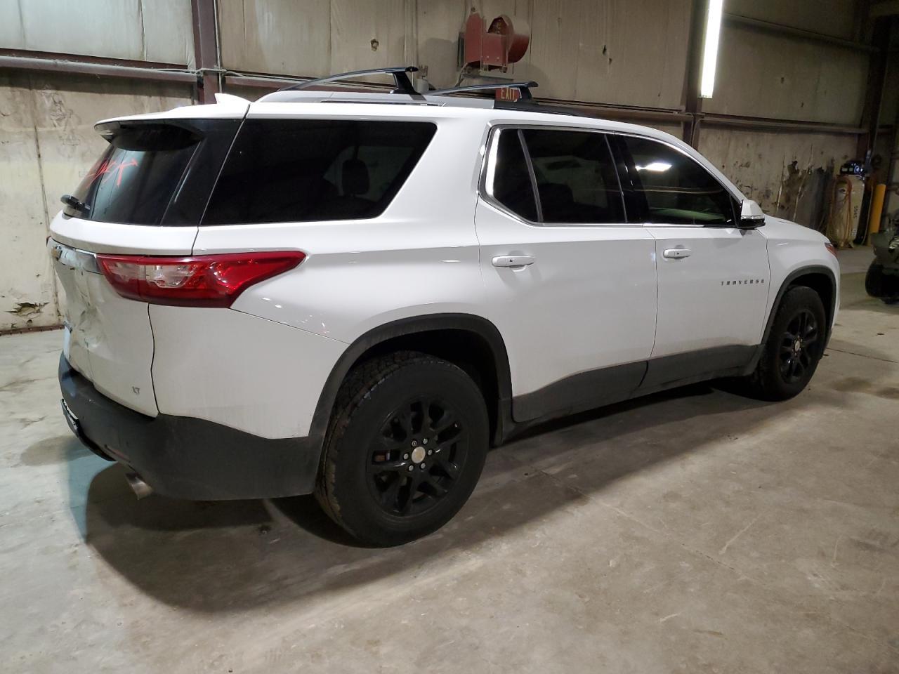 2018 CHEVROLET TRAVERSE L - Фото 3