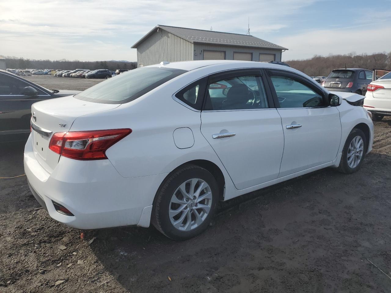2018 NISSAN SENTRA S - Фото 3