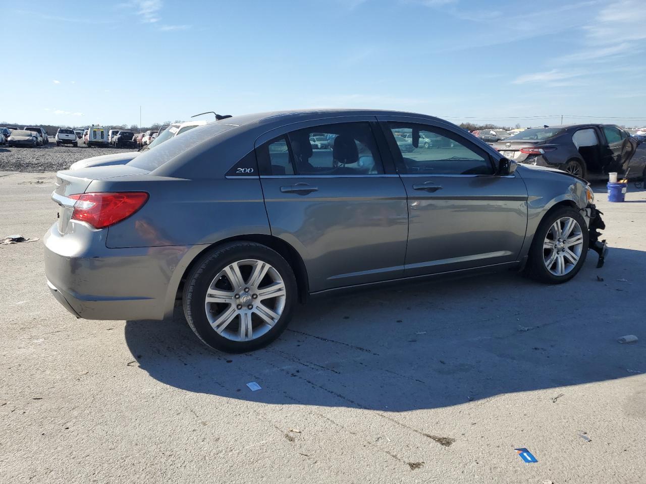 2013 CHRYSLER 200 LX - Image 3