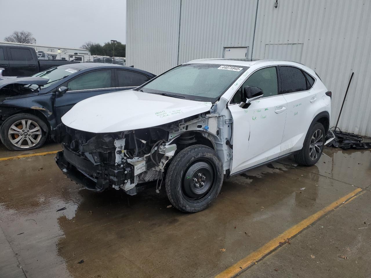 2017 LEXUS NX 200T BA