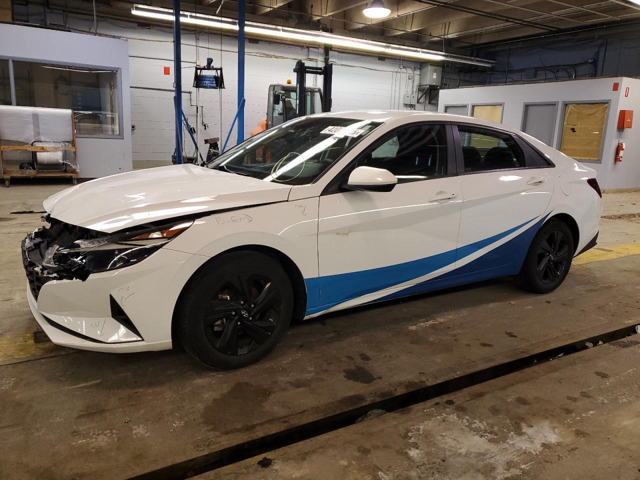 2023 HYUNDAI ELANTRA SE