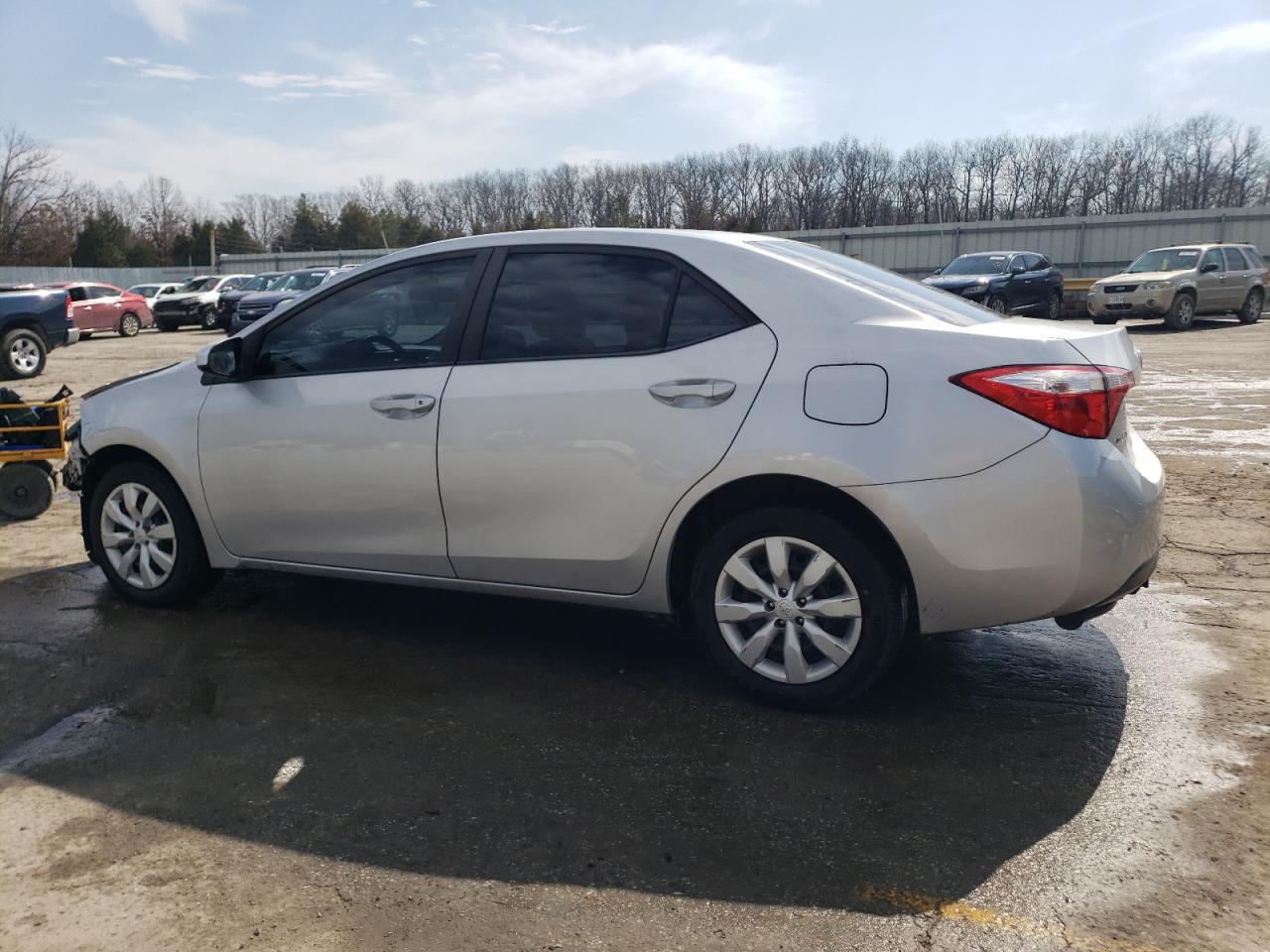 2016 TOYOTA COROLLA L - Фото 2