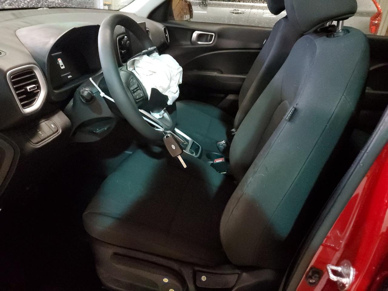 2023 HYUNDAI VENUE SE - Фото 7