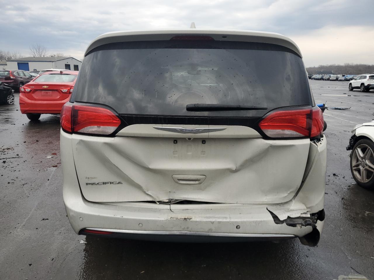 2017 CHRYSLER PACIFICA T - Image 6