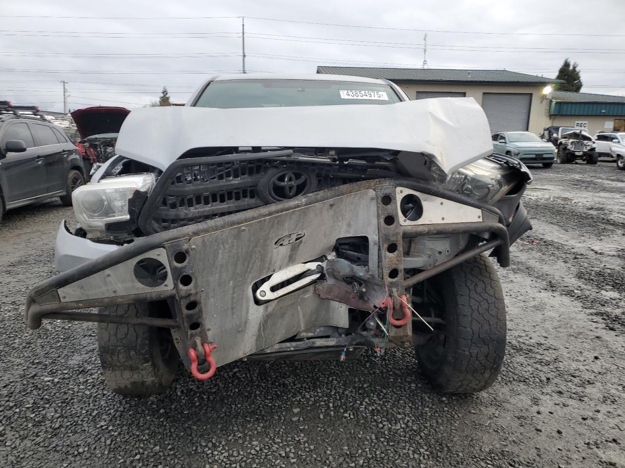 2017 TOYOTA TACOMA DOU - Фото 5