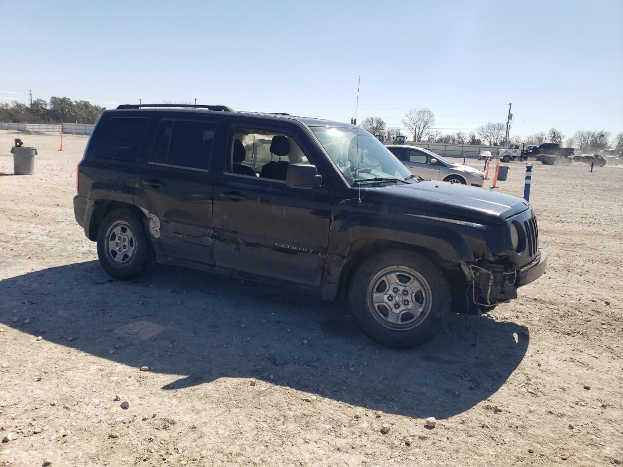 2014 JEEP PATRIOT SP - Image 4