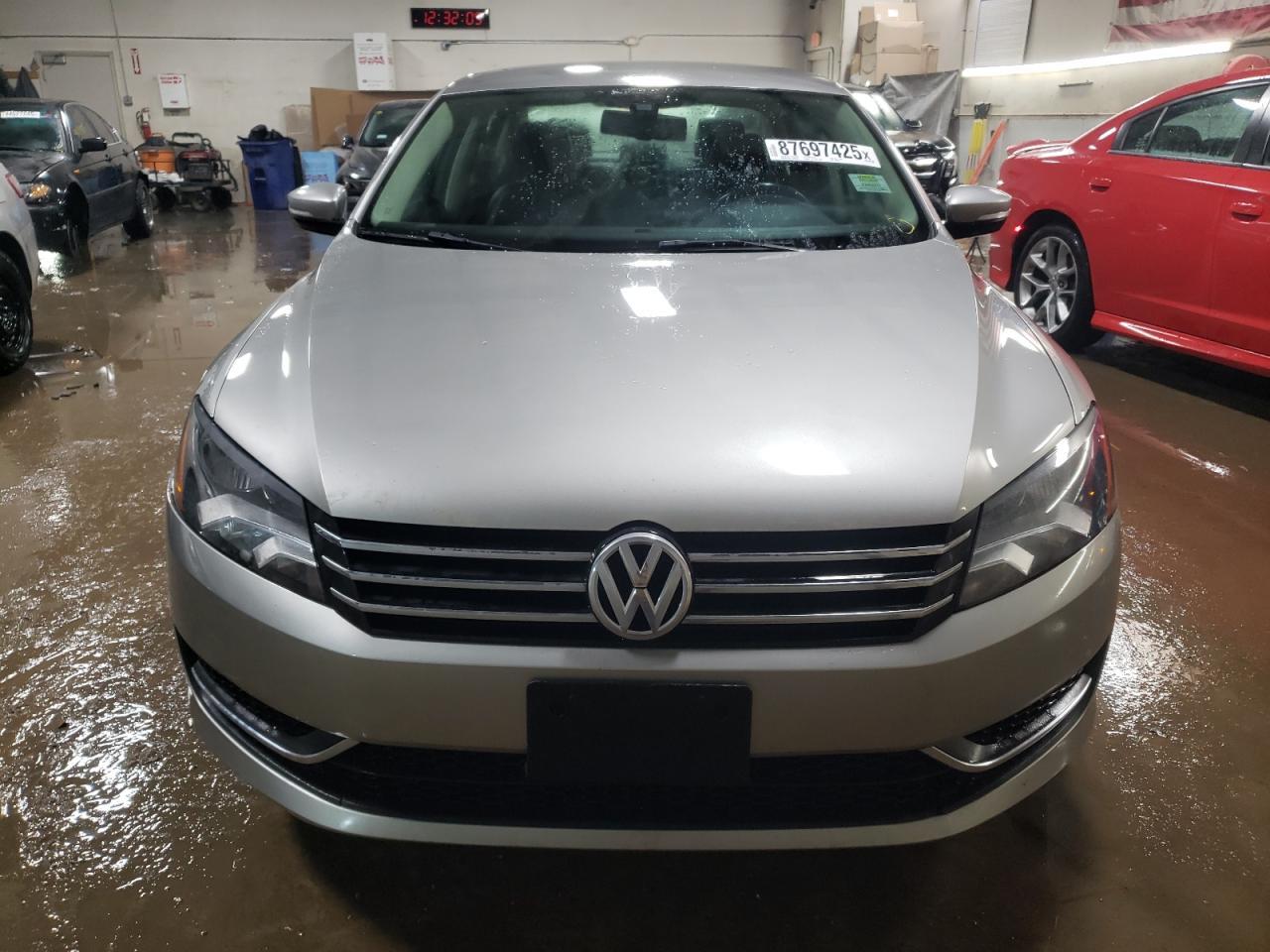 2014 VOLKSWAGEN PASSAT SE - Image 5