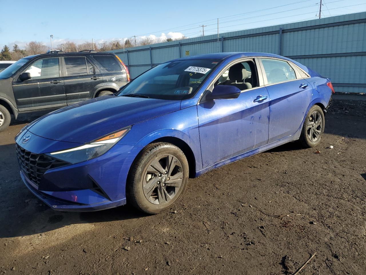 2022 HYUNDAI ELANTRA SE