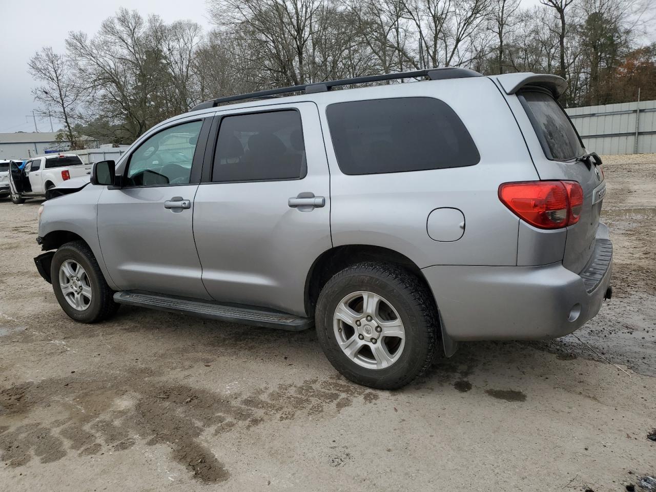 2012 TOYOTA SEQUOIA SR - Фото 2