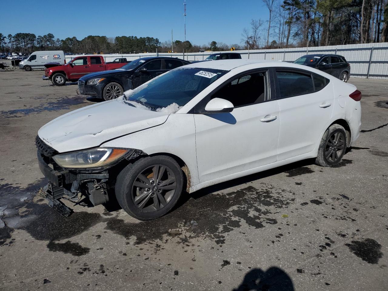 2018 HYUNDAI ELANTRA SE