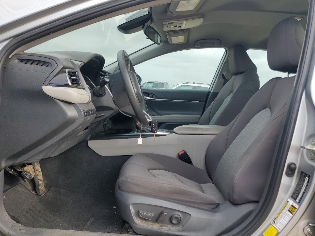 2019 TOYOTA CAMRY L - Image 7