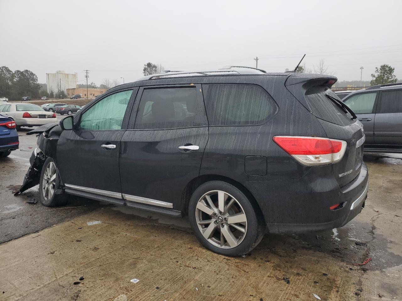 2013 NISSAN PATHFINDER - Фото 2