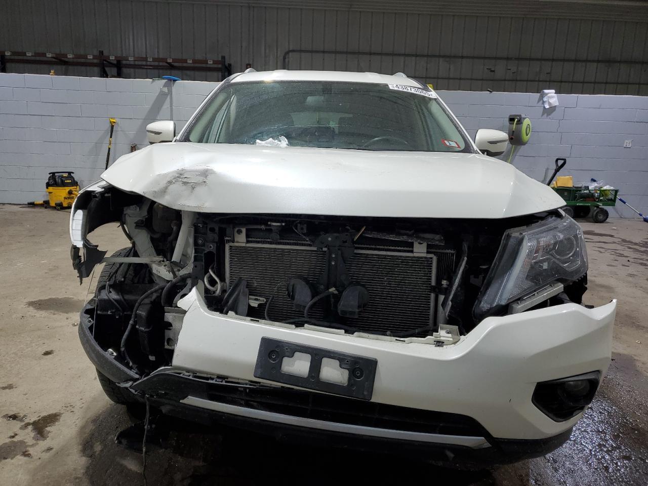 2019 NISSAN PATHFINDER - Image 5