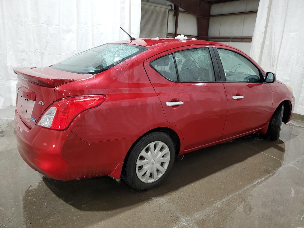 2014 NISSAN VERSA SV W - Фото 3